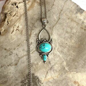 Sterling Silver 925 Scrollwork Turquoise Cabochon Pendant Necklace 16"-18" Chain